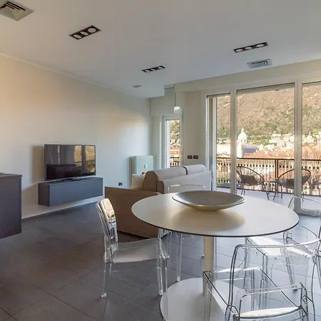 Apartamento Cathedral View Trilocale Como